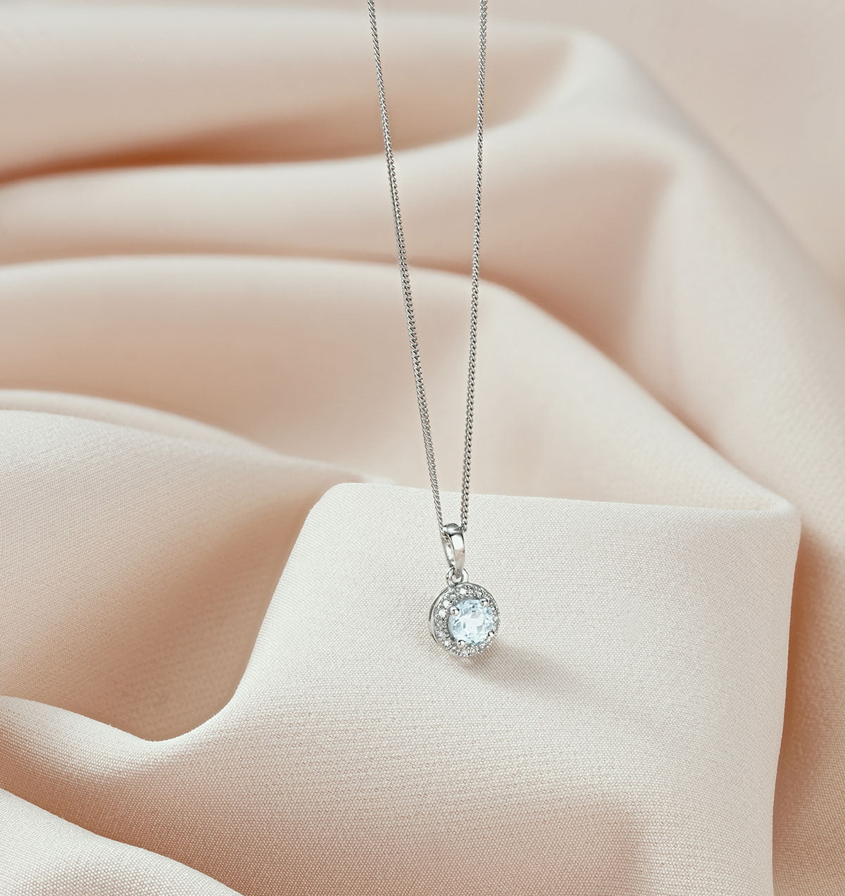 0.38ct Aquamarine and Diamond Stellato Necklace in 9K White Gold